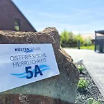 Traumhafte Mit Garten Und Sauna An Der Kueste Dornum