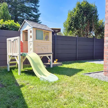 Traumhafte Mit Garten Und Sauna An Der Kueste *